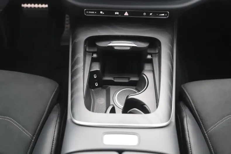 Mercedes-Benz E 450 din 2024 cu 64.322 km - oferta MER155316 - foto 8