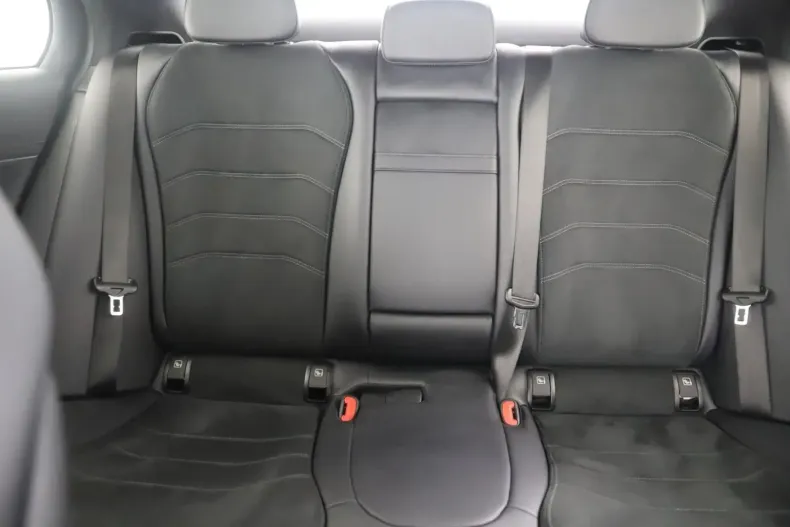 Mercedes-Benz E 450 din 2024 cu 64.322 km - oferta MER155316 - foto 14