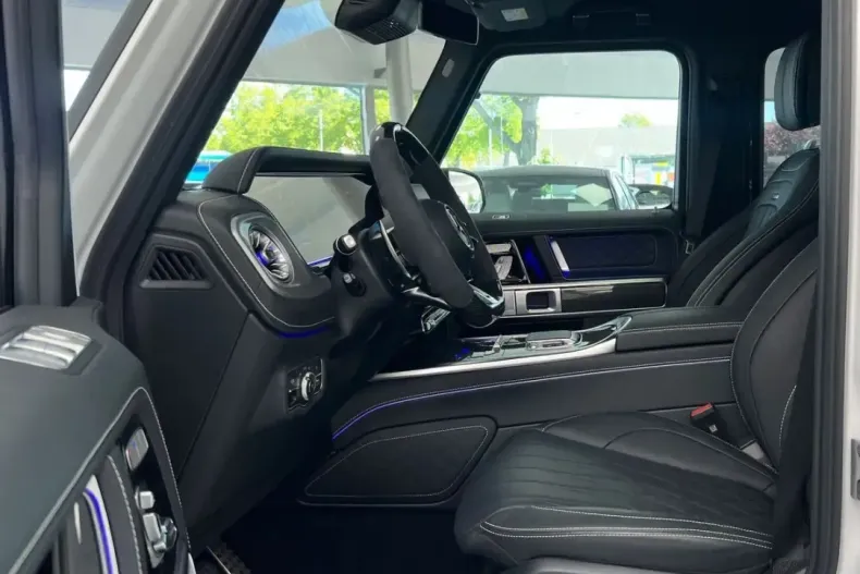 Mercedes-Benz G 63 AMG din 2024 cu 2.880 km - oferta MER155323 - foto 11