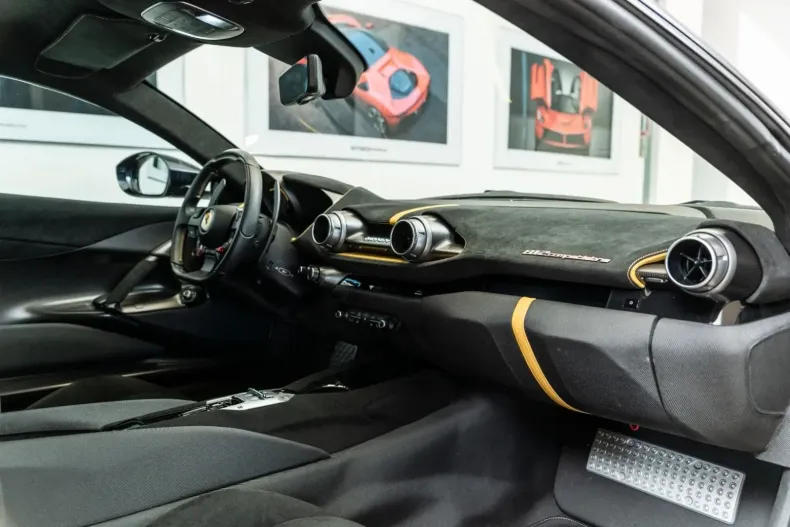 Ferrari 812 din 2022 cu 2.300 km - oferta FER155324 - foto 18