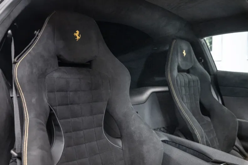 Ferrari 812 din 2022 cu 2.300 km - oferta FER155324 - foto 19