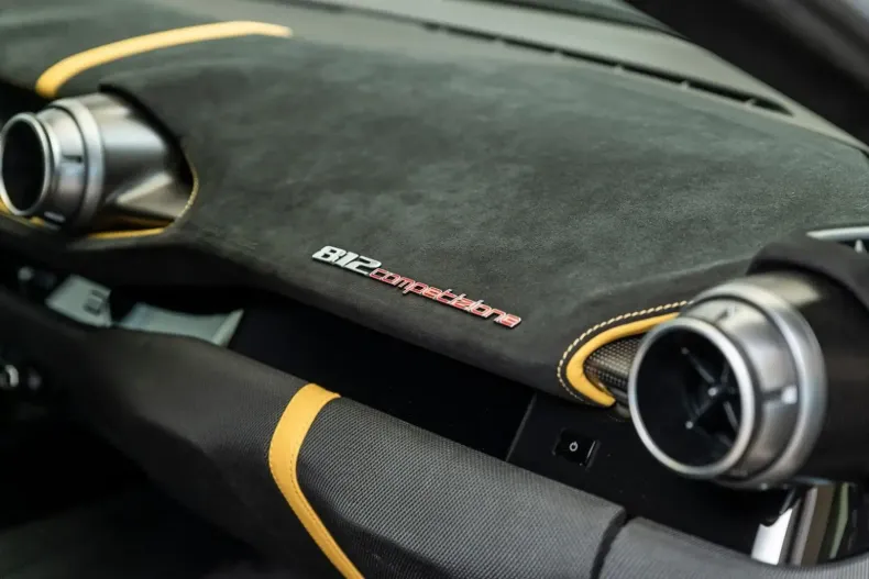 Ferrari 812 din 2022 cu 2.300 km - oferta FER155324 - foto 20