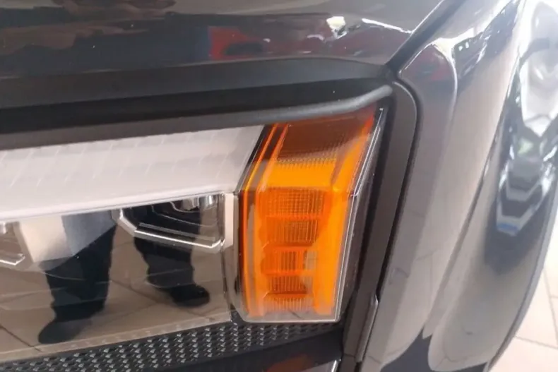 Toyota Land Cruiser din 2024 cu 6.000 km - oferta TOY155327 - foto 12