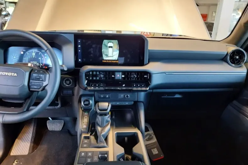 Toyota Land Cruiser din 2024 cu 1.012 km - oferta TOY155328 - foto 8