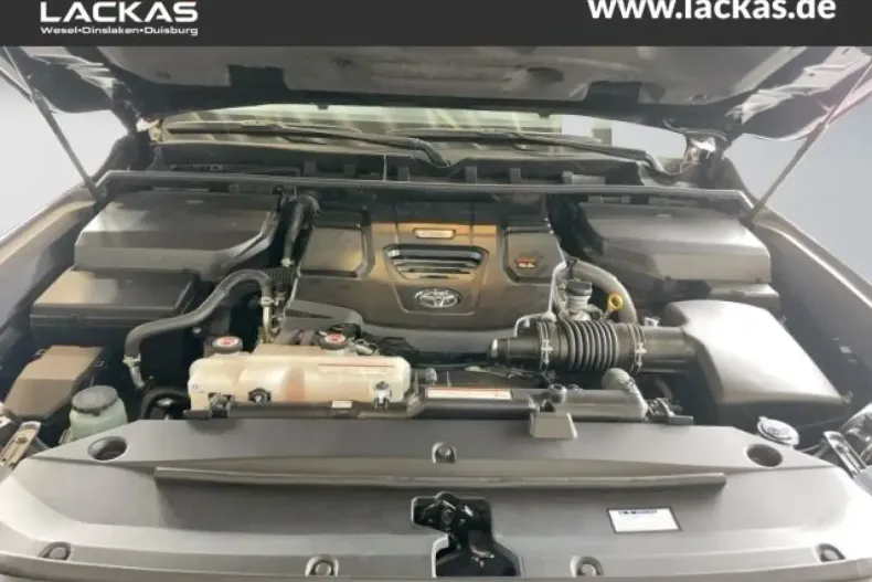 Toyota Land Cruiser din 2022 cu 3.900 km - oferta TOY155338 - foto 18