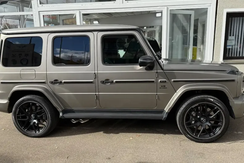 Mercedes-Benz G 63 AMG din 2024 cu 18.500 km - oferta MER155342 - foto 4