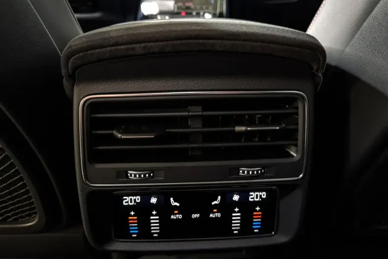 Audi RSQ8 din 2024 cu 12.911 km - oferta AUD155364 - foto 14