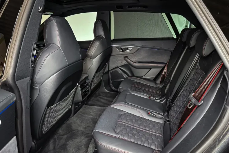 Audi RSQ8 din 2024 cu 12.911 km - oferta AUD155364 - foto 15