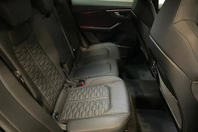 Audi RSQ8 din 2024 cu 12.200 km - oferta AUD155366 - foto 19