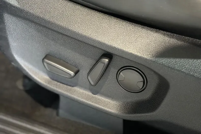 Ford Ranger din 2023 cu 45.765 km - oferta FOR155371 - foto 33