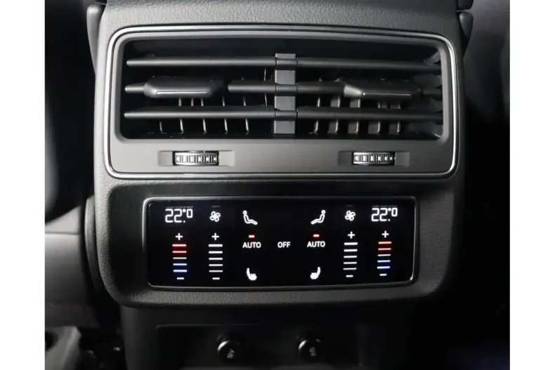 Audi RSQ8 din 2024 cu 25.535 km - oferta AUD155376 - foto 18