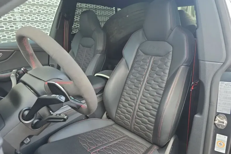 Audi RSQ8 din 2024 cu 21.200 km - oferta AUD155377 - foto 8