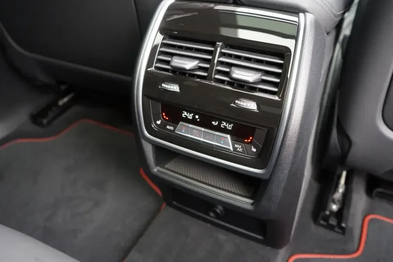 BMW X5 din 2022 cu 104.700 km - oferta BMW155378 - foto 46