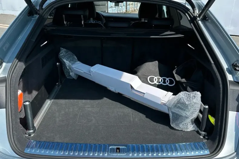 Audi Q8 din 2024 cu 16.045 km - oferta AUD155382 - foto 12