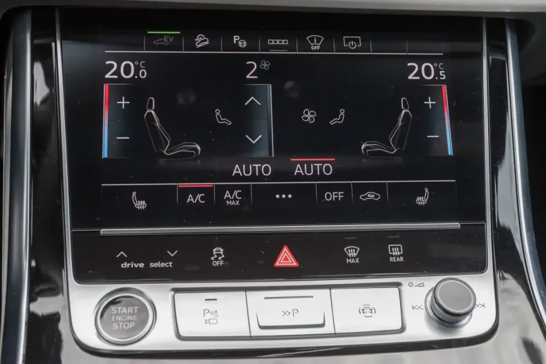 Audi Q8 din 2024 cu 16.914 km - oferta AUD155383 - foto 13