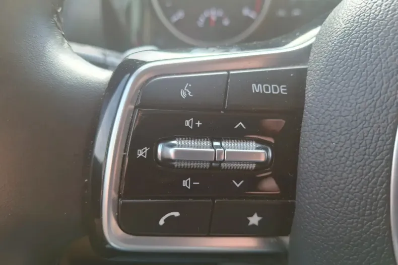 Kia Carnival din 2021 cu 72.132 km - oferta KIA155386 - foto 22