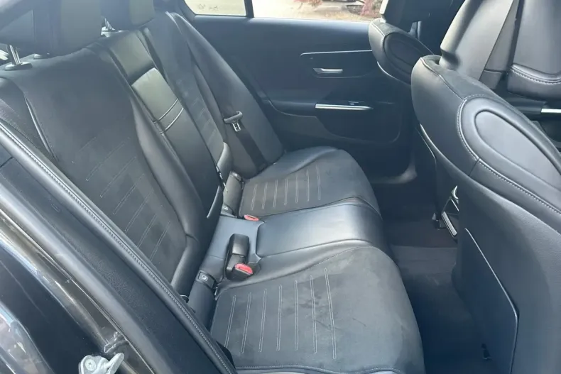 Mercedes-Benz C 300 din 2022 cu 80.000 km - oferta MER155389 - foto 8