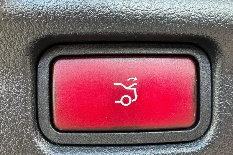 Mercedes-Benz C 300 din 2022 cu 80.000 km - oferta MER155389 - foto 20