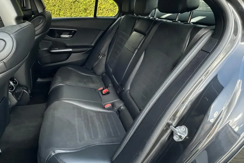 Mercedes-Benz C 300 din 2022 cu 80.000 km - oferta MER155389 - foto 21