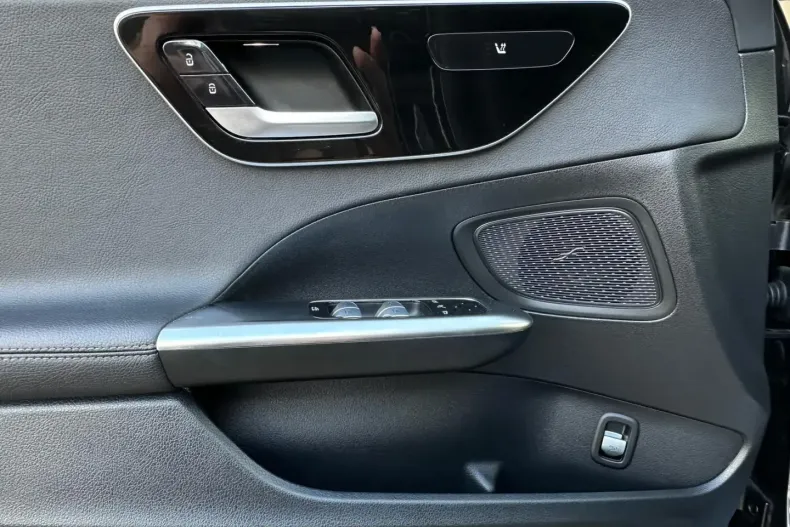 Mercedes-Benz C 300 din 2022 cu 80.000 km - oferta MER155389 - foto 23