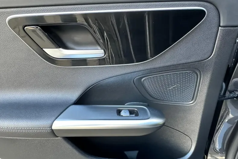 Mercedes-Benz C 300 din 2022 cu 80.000 km - oferta MER155389 - foto 24