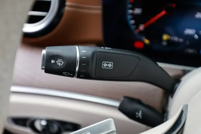 Mercedes-Benz E 300 din 2022 cu 31.755 km - oferta MER155398 - foto 30