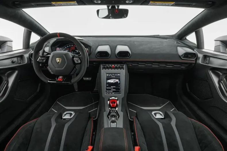 Lamborghini Huracán din 2023 cu 5.300 km - oferta LAM155399 - foto 5