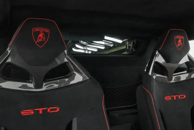 Lamborghini Huracán din 2023 cu 5.300 km - oferta LAM155399 - foto 12