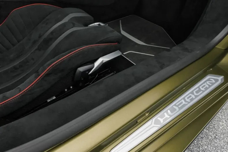 Lamborghini Huracán din 2023 cu 5.300 km - oferta LAM155399 - foto 14