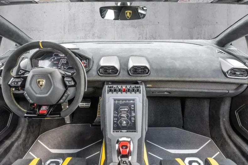 Lamborghini Huracán din 2024 cu 2.015 km - oferta LAM155400 - foto 7