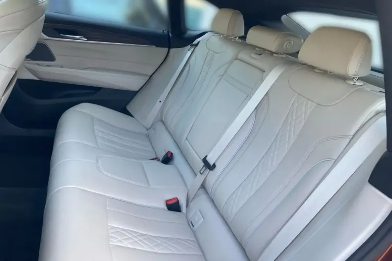 BMW 640 Gran Turismo din 2021 cu 80.800 km - oferta BMW155402 - foto 10