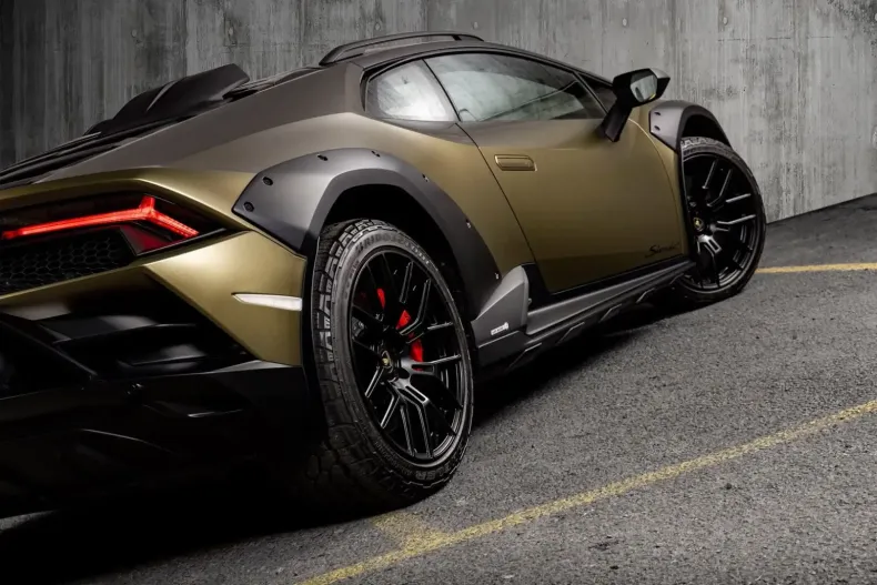 Lamborghini Huracán din 2024 cu 8.700 km - oferta LAM155406 - foto 7