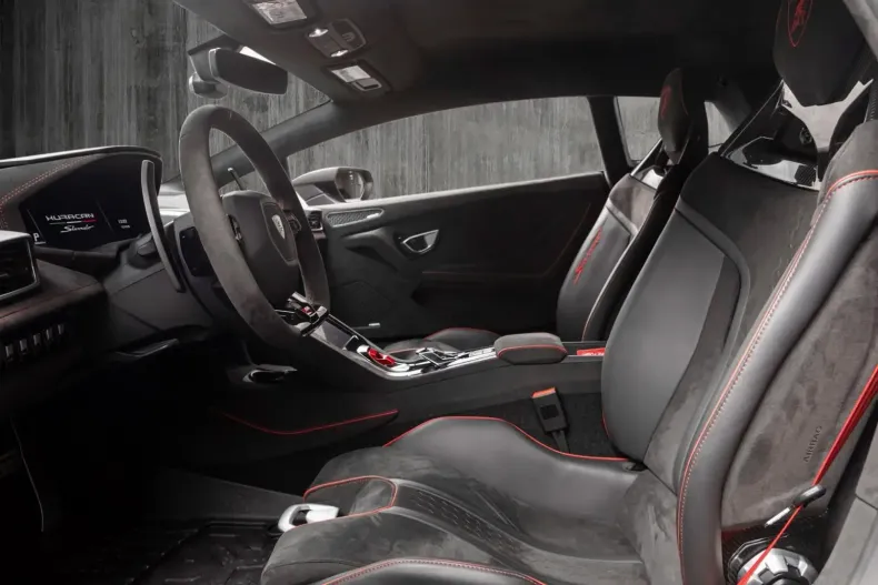 Lamborghini Huracán din 2024 cu 8.700 km - oferta LAM155406 - foto 13