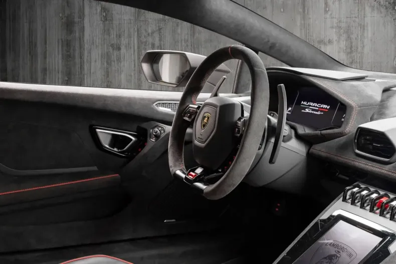 Lamborghini Huracán din 2024 cu 8.700 km - oferta LAM155406 - foto 17