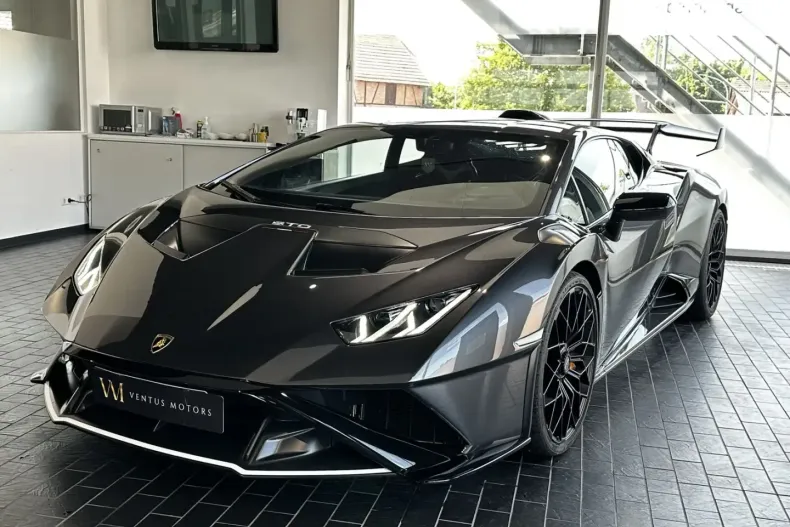 Lamborghini Huracán din 2024 cu 5.128 km - oferta LAM155408 - foto 3