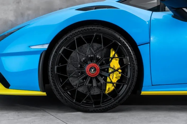 Lamborghini Huracán din 2023 cu 9.950 km - oferta LAM155410 - foto 7