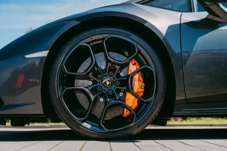 Lamborghini Huracán din 2023 cu 6.300 km - oferta LAM155414 - foto 10