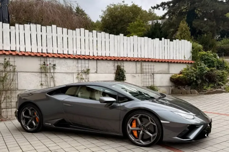 Lamborghini Huracán din 2022 cu 9.499 km - oferta LAM155419 - foto 8