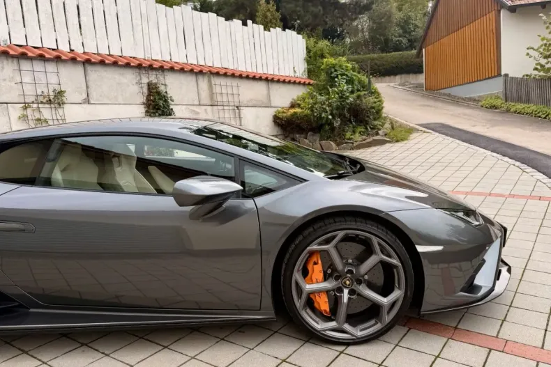 Lamborghini Huracán din 2022 cu 9.499 km - oferta LAM155419 - foto 9