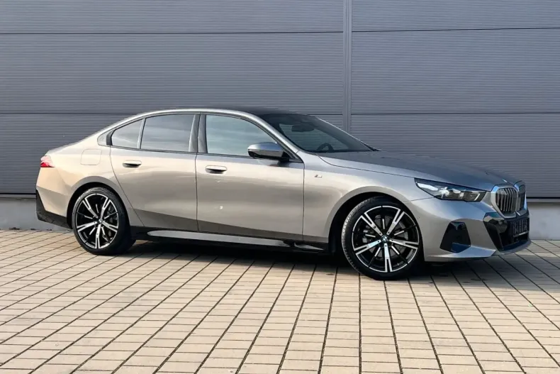 BMW 520 din 2024 cu 17.279 km - oferta BMW155421 - foto 4