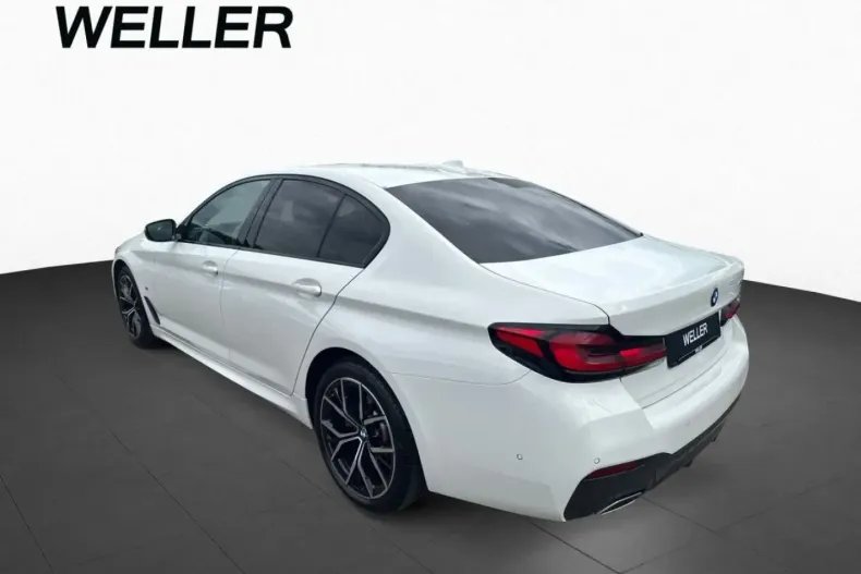 BMW 520 din 2022 cu 67.657 km - oferta BMW155436 - foto 4