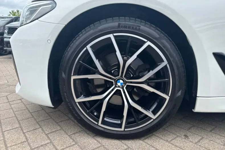 BMW 520 din 2022 cu 67.657 km - oferta BMW155436 - foto 12