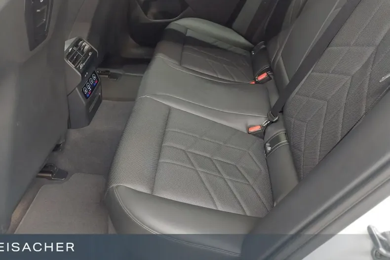 BMW 520 din 2024 cu 19.800 km - oferta BMW155454 - foto 8