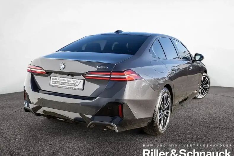 BMW 520 din 2024 cu 30.300 km - oferta BMW155456 - foto 3