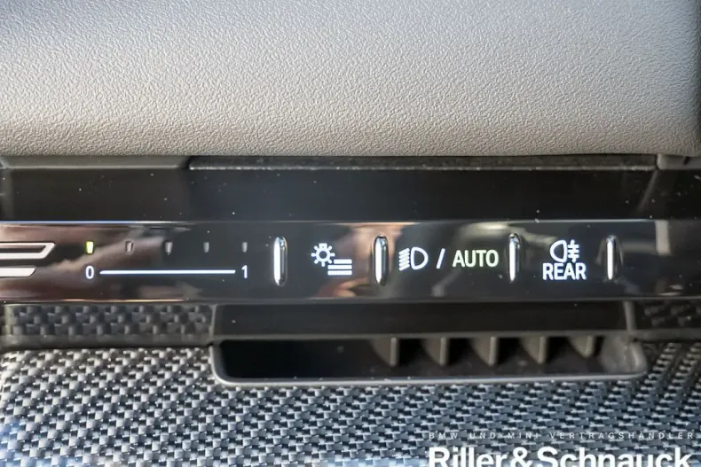 BMW 520 din 2024 cu 30.300 km - oferta BMW155456 - foto 18