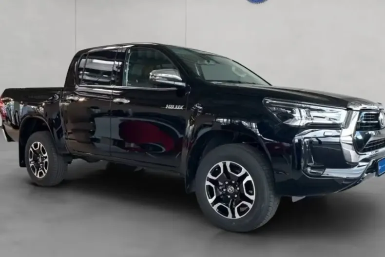 Toyota Hilux din 2025 cu 60 km - oferta TOY155490 - foto 2