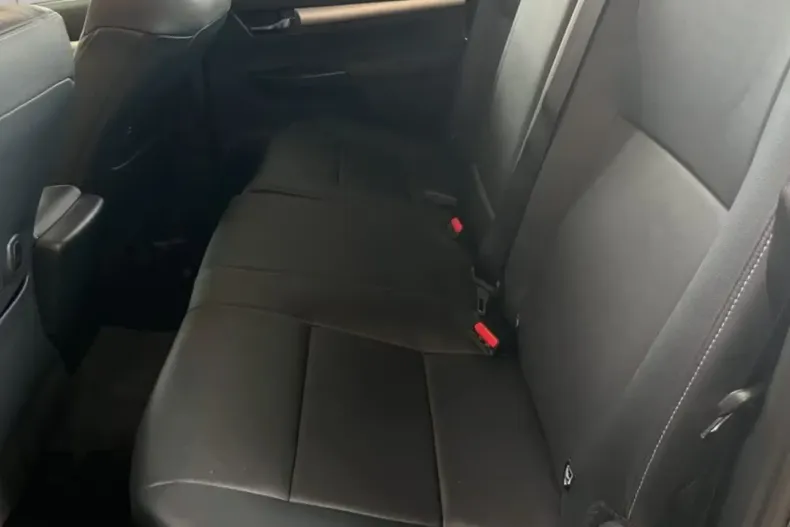 Toyota Hilux din 2025 cu 60 km - oferta TOY155490 - foto 10