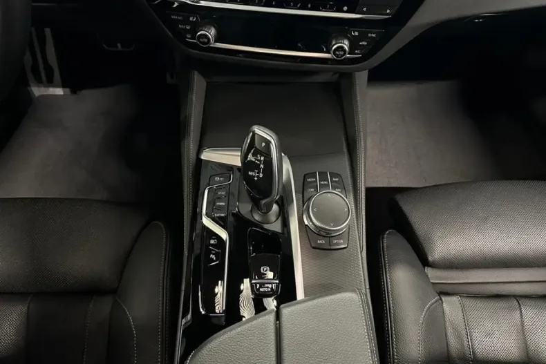 BMW 545 din 2022 cu 29.900 km - oferta BMW155491 - foto 11