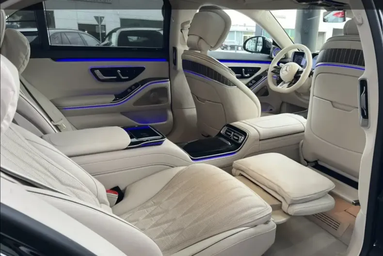 Mercedes-Benz S 63 AMG din 2023 cu 55.130 km - oferta MER155503 - foto 11