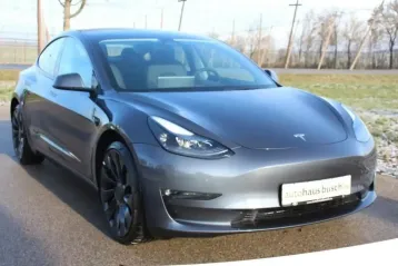 Tesla Model 3 din 2022 - oferta TES155504